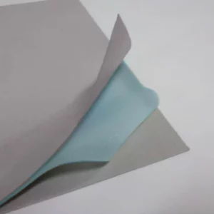 CARTON 1,5 mm. + ESPUMA 3 mm + CARTON 0,5 mm.